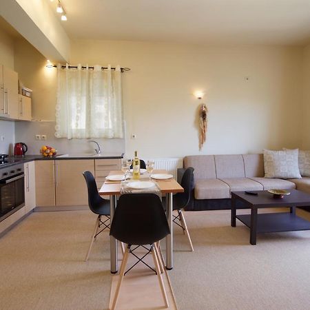Ntina'S House Apartment Каравомилос Екстериор снимка